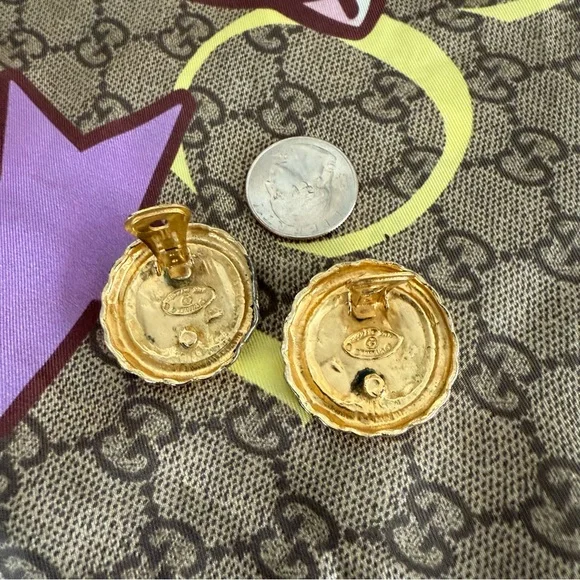 Vintage 90’s CHANEL Clip Ons with Braided Gold